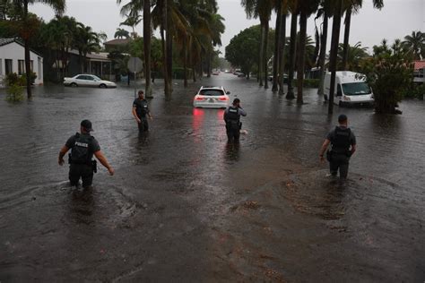 DeSantis declares state of emergency as more than 25 inches of rain ...