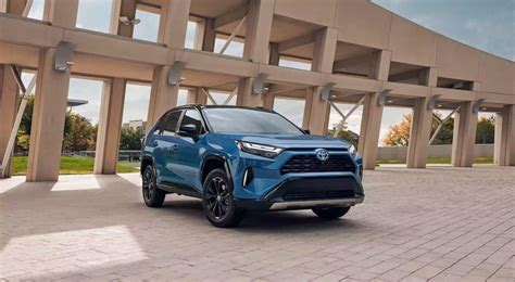 A Buyer's Guide to the 2023 Toyota RAV4