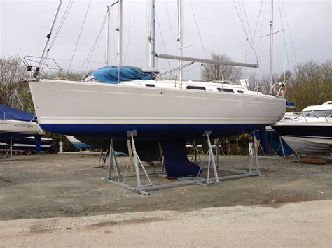 Folding Marina Yacht Cradles Tennamast Yacht Cradles And Masts Uk