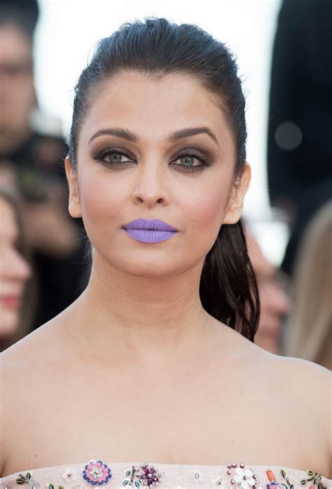 Aishwarya Rai's purple lips in Cannes|Lainey Gossip Lifestyle