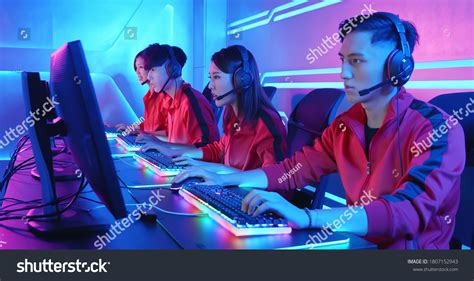 Team Asian Teenage Cyber Sport Gamers Stock Photo 1807152943 Shutterstock