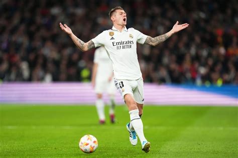 Toni Kroos Critique Violemment Le Maillot Du Real Madrid Espagne