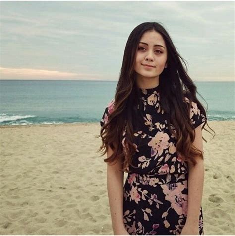 Hot Sexy Jasmine Thompson Bikini Pics