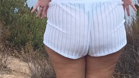 Flashing My Big Tits And Big Ass To Any Voyeurs On The Public Lake