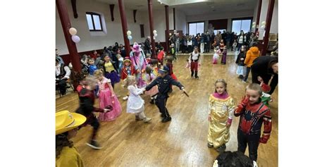 Saint Julien sur Reyssouze Carnaval du Sou des écoles