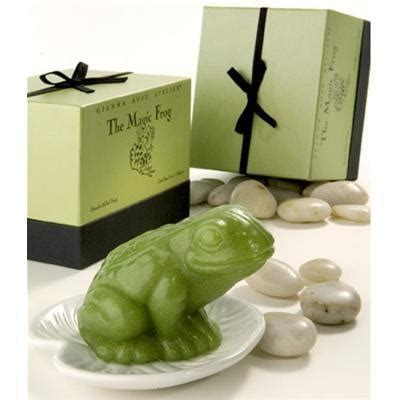 green frog soap