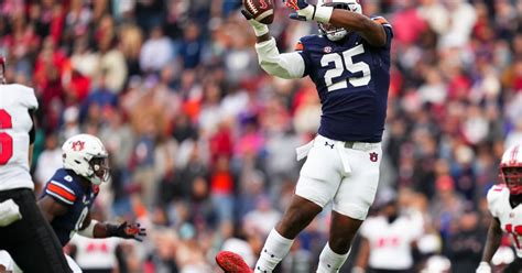 Auburn players responded in the second half vs Western Kentucky ...