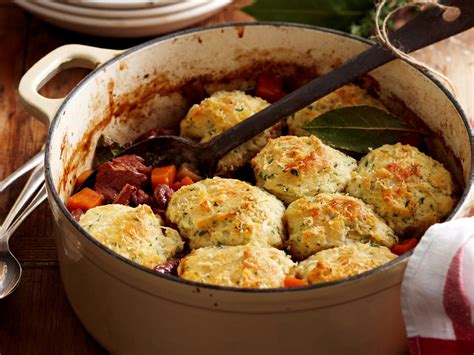 Slow Cooker Beef Tips With Biscuit Dumplings Foodrecipestory