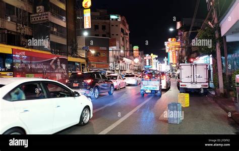 Night Yaowarat Road Chinatown Bangkok Thailand Stock Photo Alamy