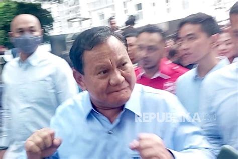 Kritik Untuk Gimik Gemoy Dan Respons Kubu Prabowo Gibran Republika Online