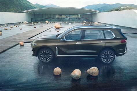 Bmw Introduces The Three Row X7 Iperformance The Marques Largest Suv