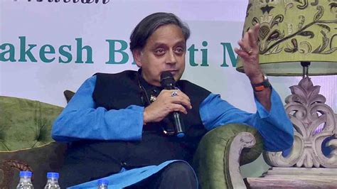 Shashi Tharoor Praises Pm Modi For Internationalising Yoga Says