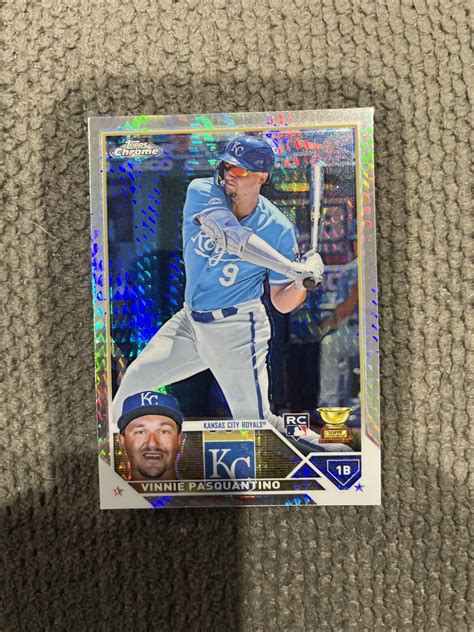 Topps Chrome Prism Refractor Vinnie Pasquantino Rc For