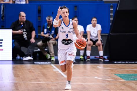 Ligue Féminine de Basketball Céline Dumerc et le Basket Landes