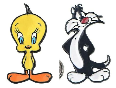 Tweety Bird Sylvester Cartoon Characters 1 15 Tall Enamel Metal Pin