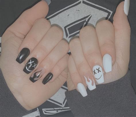 Smiley Face Nails Black And White Fun Stylish And Easy To Do The Fshn