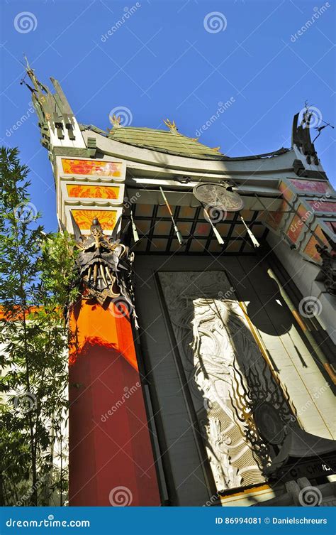 The Chinese Theatre, Hollywood Editorial Photo - Image of giant ...