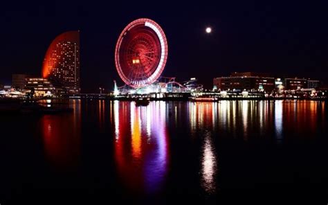 Kostenlose Hintergrundbilder Riesenrad in Der Nähe Eines Gewässers