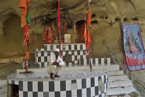 Hinglaj Mata Temple Yatra (1 Day) - 2024-25 | Apricot Tours