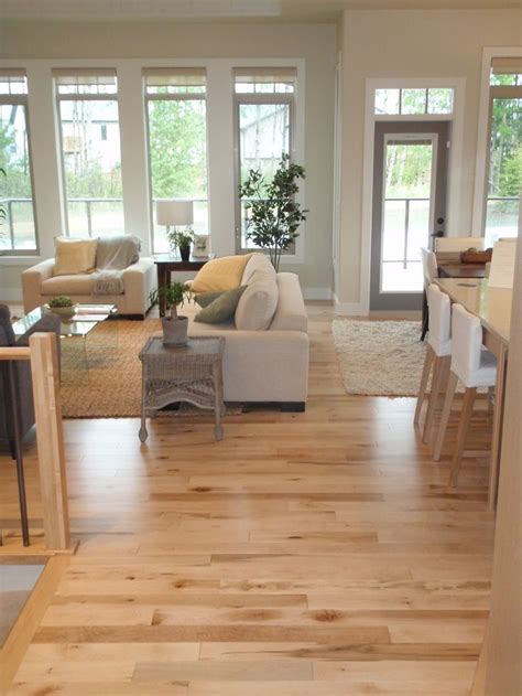 20 Amazing Living Room Hardwood Floors