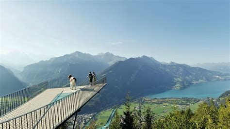 Vanuit Zürich Dagtrip Interlaken en uitzichtspunt Harder Kulm