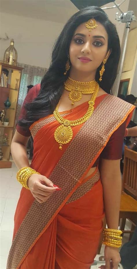 Red Saree Priyankas Blog Indian Beauty Saree Indian Beauty Indian