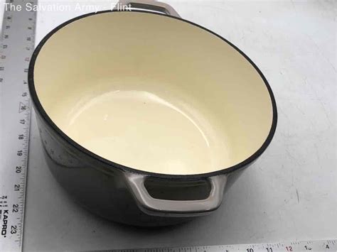 Crofton Gray Enameled Cast Iron Round Cooking Pot Dutch Oven With Lid