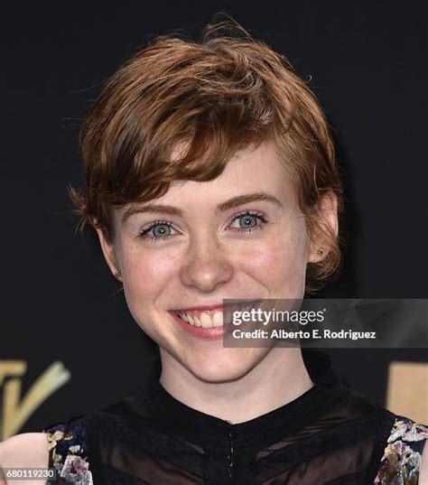 Actor Sophia Lillis Attends The 2017 Mtv Movie And Tv Awards At The