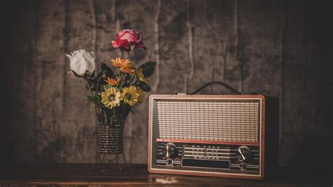 10 Free Radio Music Stations for Listening to Music - Tech Quintal