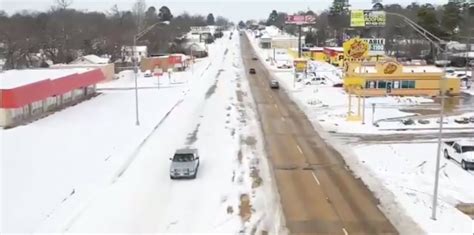 Texas/Arkansas border : r/pics