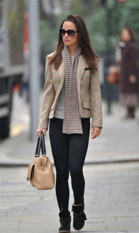 Pippa Middleton Black Jeans Black Wedge Sneakers Beige Top Beige