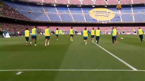 Baño de masas del Barça en el Camp Nou Hoy