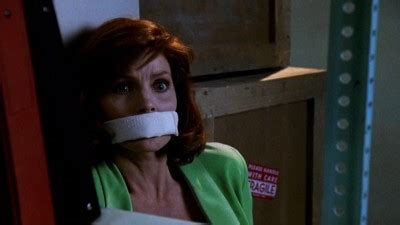 Priscilla Presley In The Naked Gun 2 1 2 The Smell Tumbex