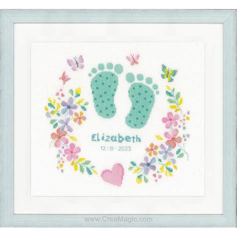 Broderies pour bébé petits pieds dans les fleurs PN 0198153 chez Vervaco