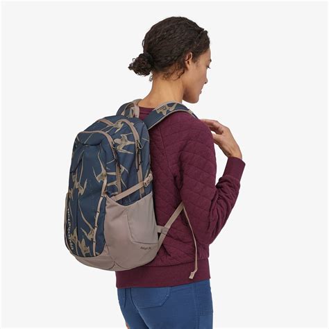 Patagonia Womens Refugio Backpack 26l