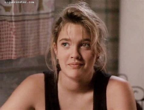 Drew Barrymore Far From Home 1989 In 2020 Drew Barrymore Young