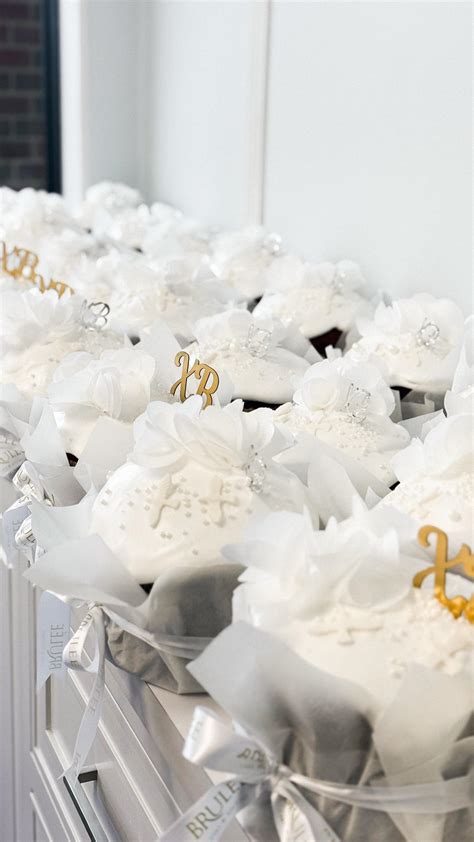 CAKE CHICAGO | WEDDING CAKE (@brulee_cake_boutique) • Instagram photos