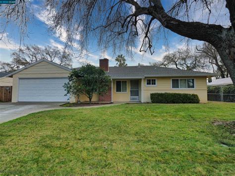 1667 Mary Dr Pleasant Hill Ca 94523 Mls 41047184 Redfin