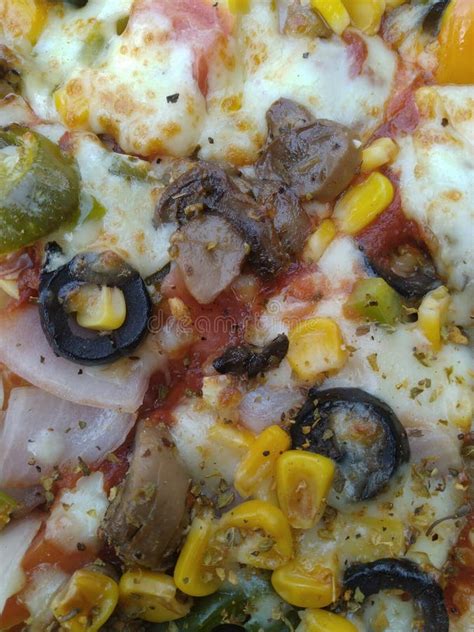 Dominos Pizza Mushroom Non Vegetarian Sweetcorn Cheese Best Affordable