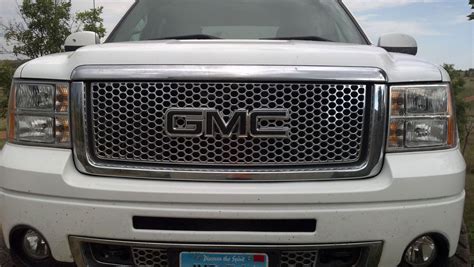 White GMC Logo - LogoDix