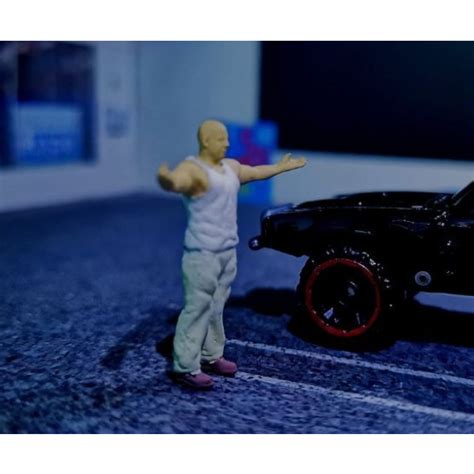 Figure 1 64 Fast And Furious Dom Torreto 2 Diorama Mockup Hot Wheels Minigt Mini GT Kyosho Inno