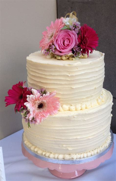 Elegant Tier Vanilla Wedding Cake