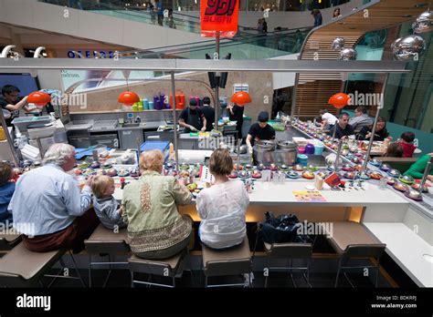 Yo Sushi Restaurant Dundrum Shopping Hi Res Stock Photography And