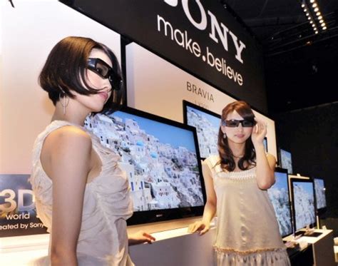 Sony to roll out 3D TVs in Japan in June