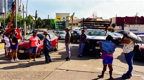 Sin incidentes segundo día de entrega de apoyos para limpieza en