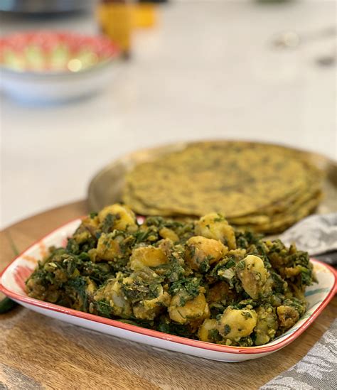 Aloo Palak Sabzi Recipe Homestyle Potato Spinach Stir Fry By Archana