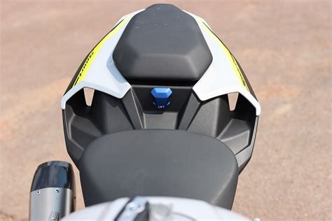 Essai BMW S1000 R mod 2021 folie pure à la dure