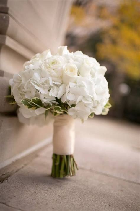 Lisa Foster Floral Design Knoxville Florists Flowers In Knoxville Tn Simple Bridal Bouquets