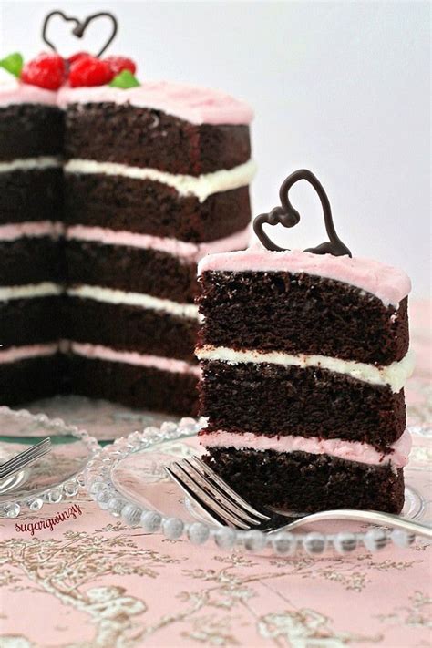 Easy To Decorate Naked Chocolate Cake With Raspberry Marshmallow