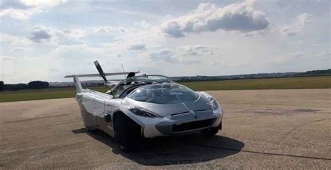 El Coche Volador Con Motor BMW Que Levanta Vuelo